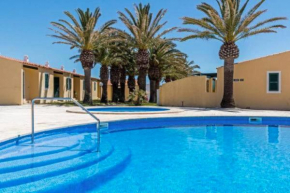 Apartamento con piscina y terraza en Ciutadella, Cala en Blanes